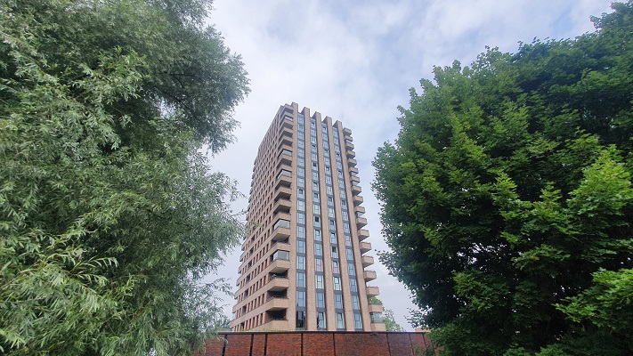 Wandelen buiten de binnenstad van Tilburg - Trappistenklooster