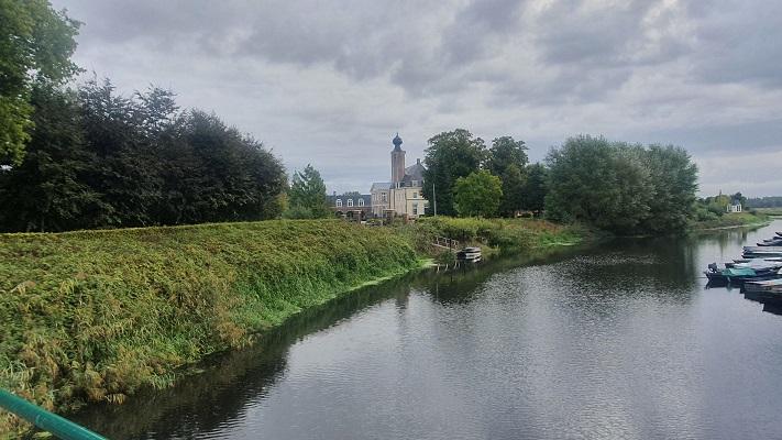 Wandeling over Ons Kloosterpad; van Sint-Michielsgestel naar Den Bosch bij de Dommel
