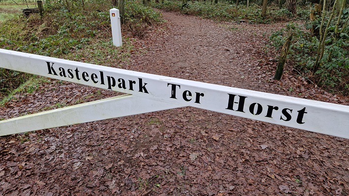 Wandeling over Knopenrondje Horst in het Kasteelpark