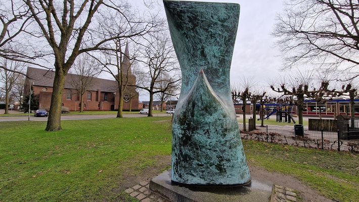 Wandeling over Knopenrondje Horst bij de kerk in Melderslo