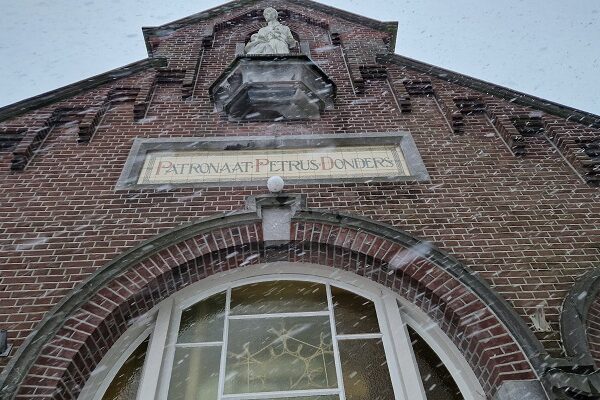 Wandeling over de Zalige wandeling van Peerke Donders