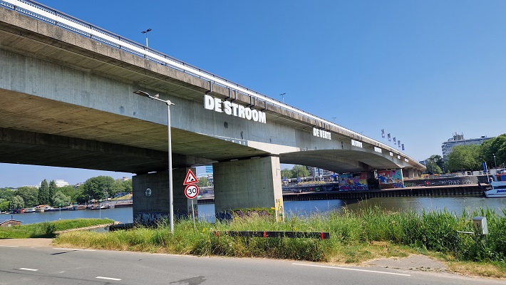 Wandeling over Trage Tocht Meinerswijk bij de Nelson Mandelabrug