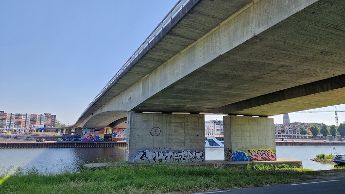 Wandeling over Trage Tocht Meinerswijk bij de Nelson Mandelabrug