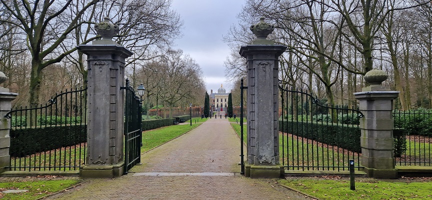 Wandeling over Trage Tocht Den Haag Mariahoeve bij Huis ten Bosch