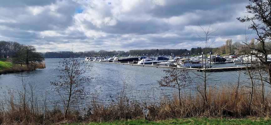 Wandeling over Knopenrondje Plasmolen bij de Mookerplas