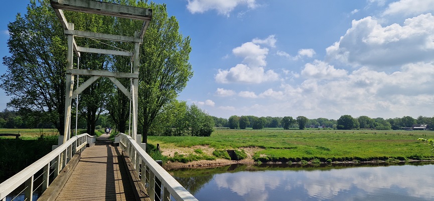 Wandeling over Trage Tocht Ommen Besthmen bij de Beneden-Regge