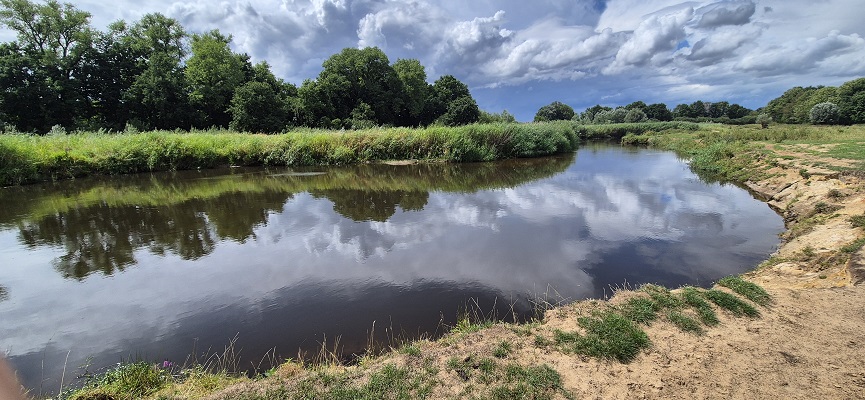 Langs de Brabantse Aa van Kasteel Heeswijk naar Kasteel Beekveld in Berlicum