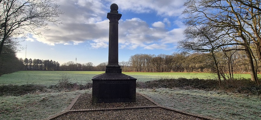 Wandeling over Trage Tocht Elst bij de Kolom van Lady Athlone