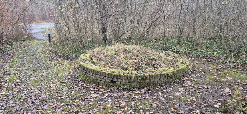 Wandeling over Trage Toch Geleen bij steenfabriek Plinthos
