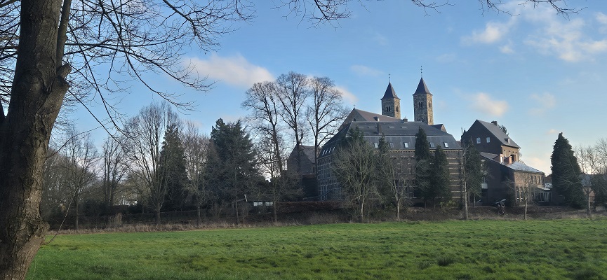 Wandeling over Trage Tocht Sint-Odiliënberg bij de basiliek