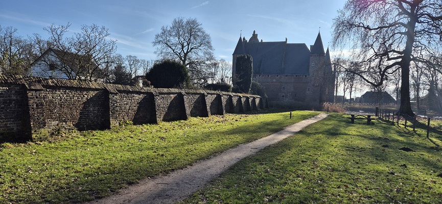 Wandeling over Trage Tocht Bergharen bij kasteel Hernen