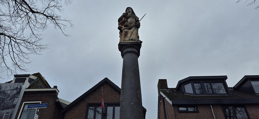 Wandeling over Trage Tocht Oudewater bij de schandpaal in Hekendorp