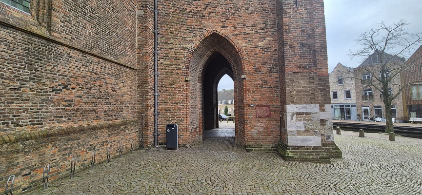 trage-tocht-oudewater-27 Wandeling over Trage Tocht Oudewater bij de kerk