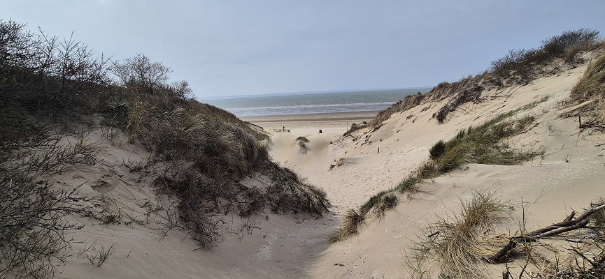 Wandeling over Trage Tocht Rockanje bij de Noordzee
