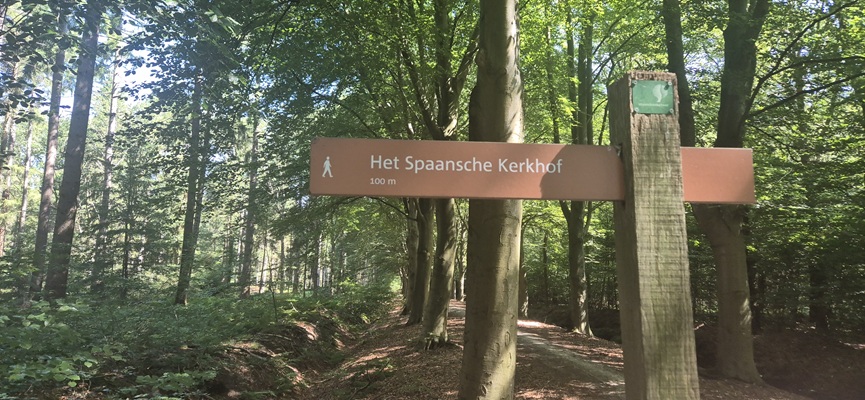Wandeling over Trage Tocht Veenhuizen bij het Spaansche Kerkhof