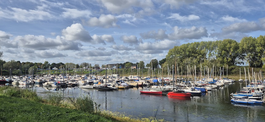 Wandeling over het Klompenpad het Giesepad bij de jachthaven