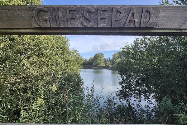 Wandeling over het Klompenpad het Giesepad bij het Karpergat