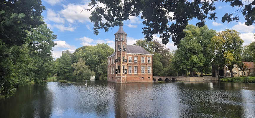 Wandeling over Trage Tocht bij kasteel Bouvigne