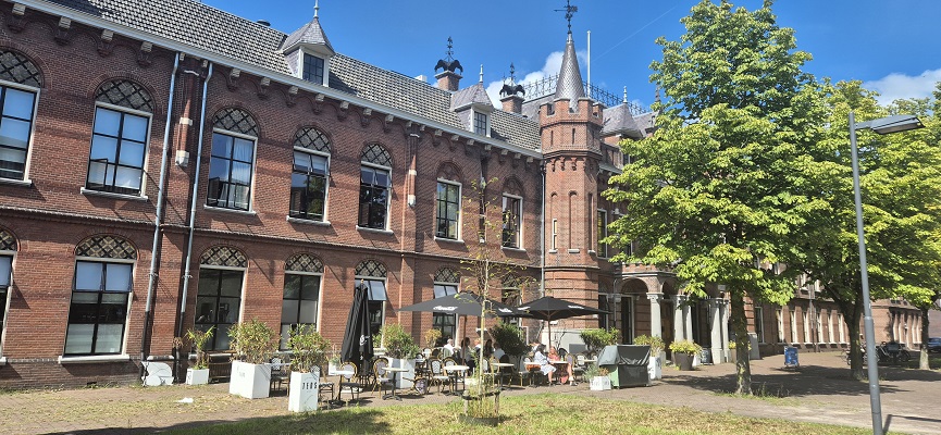 Wandeling over Trage Tocht Breda bij de voormalige Chassékazerne