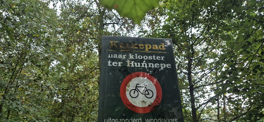 Wandeling over Trage Tocht Joppe-Gorssel op het kerkpad